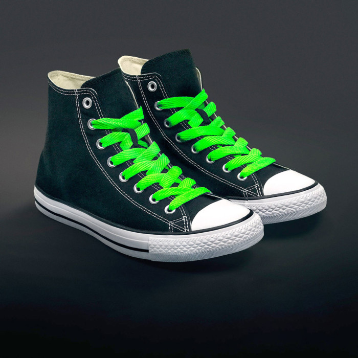 Neon grønne sneakers snørebånd